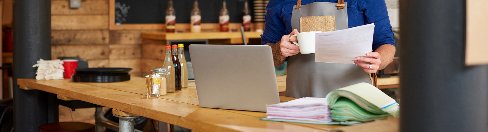 Restaurant operators looking at financial statements