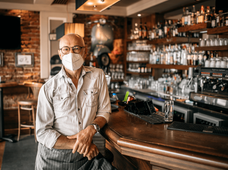 Restaurant employee wearing N95 mask